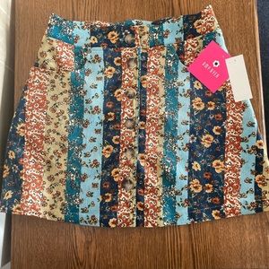 NWT Amy Byer Floral Skirt